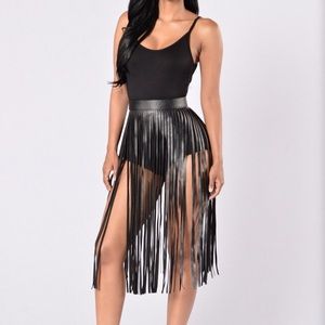 Fashion Nova - Shimmy & Shake Belt